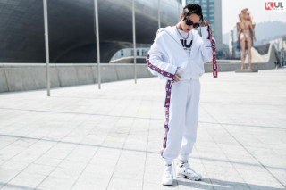 Seoul Fashion Week 2017: Sơn Tùng M-TP tết tóc và diện cả cây Hiphop ‘nổi bần bật’