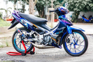 Suzuki Satria ấn tượng trong bộ cánh đổi màu đầy độc đáo