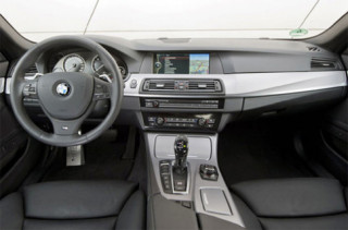  Đầu CD sẽ sớm bị ‘tống khứ’ khỏi xe hơi 