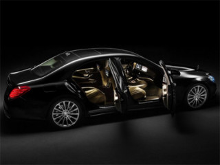  Mercedes S-class 2014 có giá bán từ 95.000 USD 