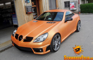  Mercedes SLK 55 AMG R171 độ màu lạ 