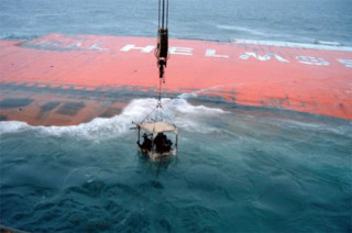  Những vụ tai nạn với tàu chở ôtô trên thế giới 