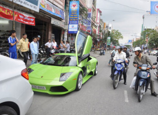  Siêu xe Lamborghini biển tứ quý tại Đà Nẵng 
