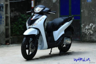 Thà để dành tiền đó mua ô tô chứ không phí tiền mua Honda SH Ý