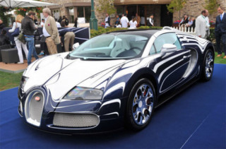  Cận cảnh Bugatti Veyron Grand Sport trang trí bằng sứ 