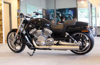  Cỗ máy Đức trên chiến mã Harley-Davidson 