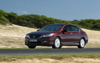  Honda Accord 2015 - lấy khác biệt để cạnh tranh 