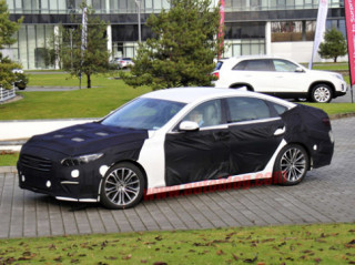  Hyundai Genesis sedan thế hệ mới lần đầu lộ diện 