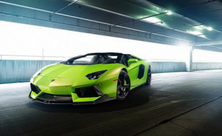 Lamborghini Aventador Roadster màu lạ 