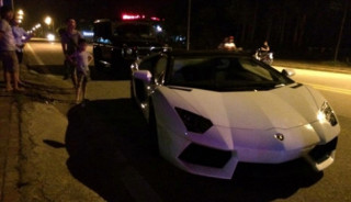  Lamborghini Aventador Roadster xuất hiện tại Quảng Ninh 