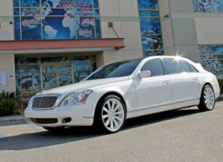  Maybach 62 S Landaulet độ của rapper mang dòng máu Việt 
