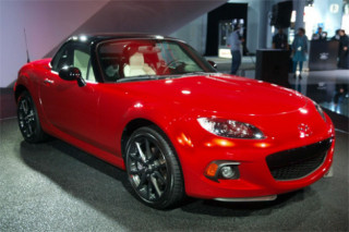  Mazda MX-5 phiên bản 1/4 thế kỷ 