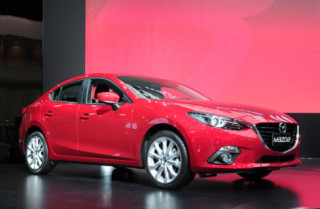  Mazda3 giá 25.700 USD tại Thái Lan 