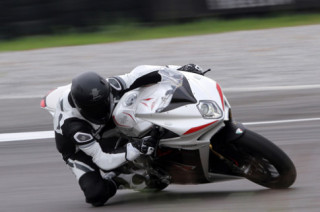  MV Agusta nâng cấp ABS trên F4 đời mới 