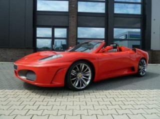  Toyota MR2 biến thành Ferrari F430 Spider 