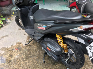 Honda Vario đen tuyền thể thao