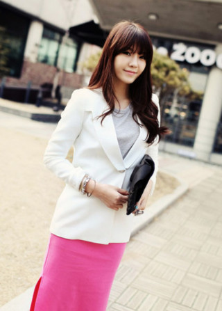Phối blazer khéo như nữ công sở hiện đại