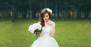 Váy cưới đẹp cho cô dâu nhỏ xinh