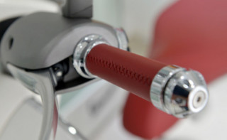  Vespa 946 có giá khoảng 10.000 USD tại Indonesia 