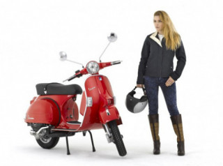  Vespa PX chuẩn bị tới Việt Nam 