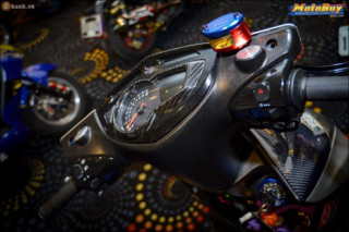 YAMAHA CUGNUS-X 125 ảo diệu qua bàn tay độ Biker xứ Đài