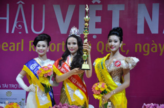 3 sự trùng hợp bất ngờ tại chung kết Hoa hậu VN 2014