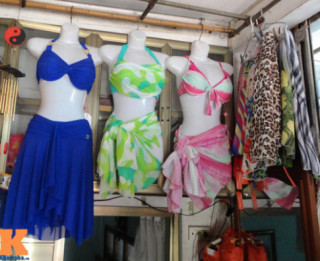 4 món phụ kiện giúp chị em tự tin mặc bikini