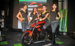  Ảnh Kawasaki ra mắt Z250SL tại Malaysia 