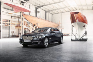  BMW 760Li Sterling gắn bạc lấp lánh 