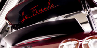  Bugatti bán chiếc Veyron cuối cùng 