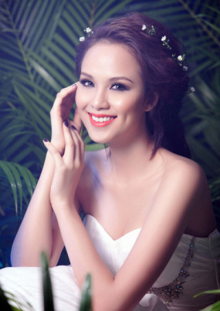 Diễm Hương bị xác minh tình trạng hôn nhân