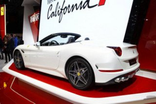 Ferrari California T: Siêu xe rẻ nhất trình làng