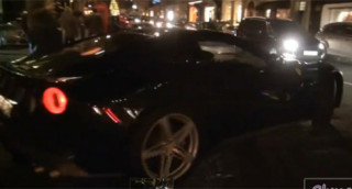 Ferrari F12 Berlinetta gầm rú tại London