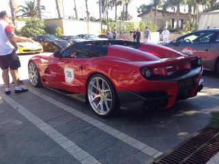 Ferrari F12 TRS giá siêu đắt xuất hiện