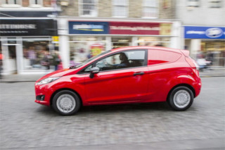  Ford Fiesta phiên bản 2 chỗ 