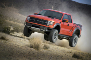  Ford trình làng F-150 SVT Raptor mới 