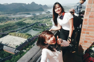 Hai cô nàng phượt thủ đi Exciter 150 (1.850 km) trong 2 ngày, và bị chỉ trích là ảo