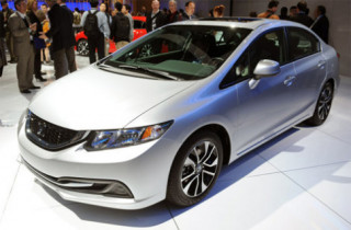  Honda Civic 2013 - thay đổi để tránh chỉ trích 