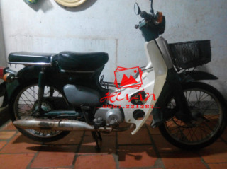 Honda cub 81 đang dùng