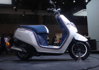  Honda sản xuất scooter 50 phân khối tại Việt Nam 