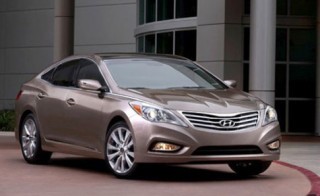 Hyundai công bố giảm giá xe