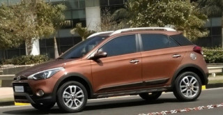 Hyundai i20 Active giá 200 triệu đồng rục rịch ra mắt