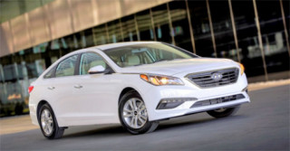  Hyundai Sonata thêm bản Eco giá 23.300 USD 