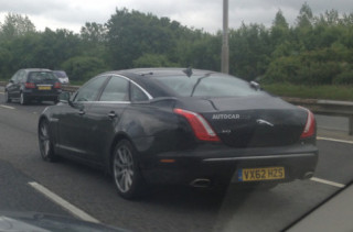  Jaguar XJ thế hệ mới lộ ảnh nóng 