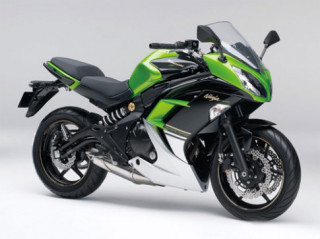  Kawasaki Ninja 400 giá 6.300 USD tại Nhật 