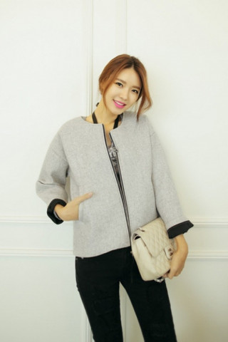 Khảo giá áo khoác mỏng cuối thu đầu đông