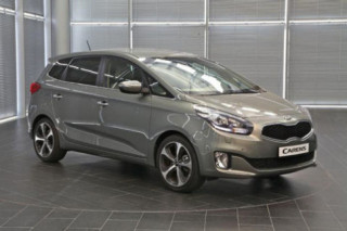  Kia Carens 2013 lộ diện tại châu Âu 