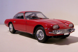  Lamborghini và Ferrari: cuộc chiến thiết kế 