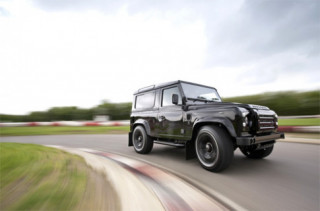  Land Rover Defender 90 phiên bản ‘hắc mã’ 