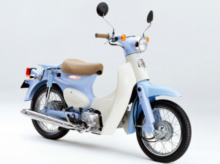 Lô hàng Honda Little Cub 50 đủ màu cập bến tại Việt Nam